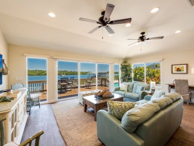 Fort Myers Home 907526