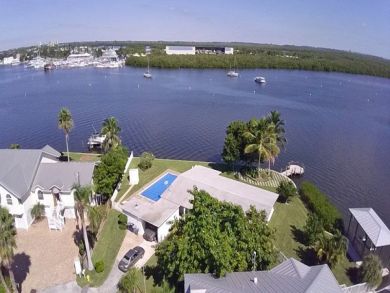 Fort Myers Home 907530 Fort Myers Home 907530