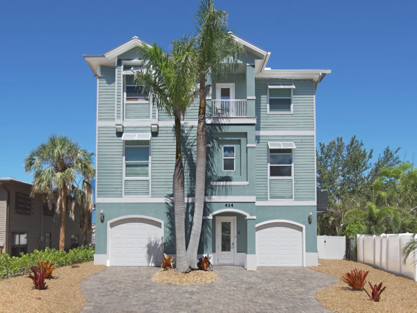 Luxury Vacation Home on Fort Myers Beach Pool