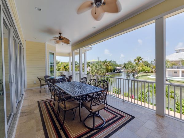 5 Bedroom Canal Home with Private Pool and Dock- Fort Myers