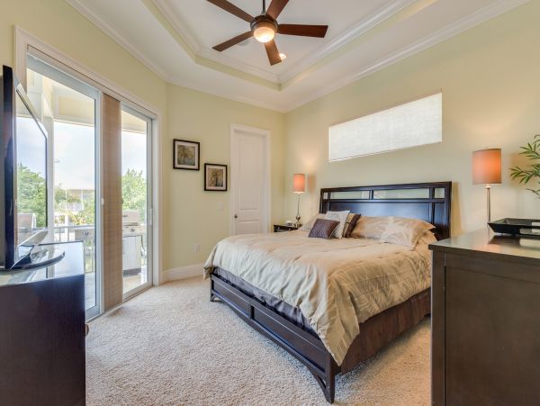 5 Bedroom Canal Home with Private Pool and Dock- Fort Myers