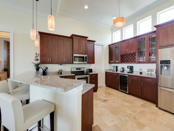 5 Bedroom Canal Home with Private Pool and Dock- Fort Myers