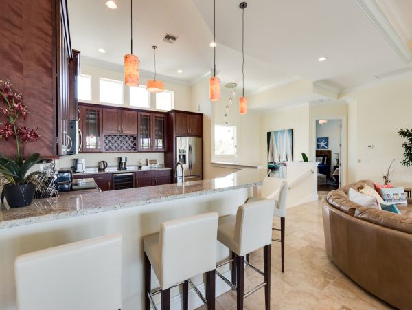 5 Bedroom Canal Home with Private Pool and Dock- Fort Myers