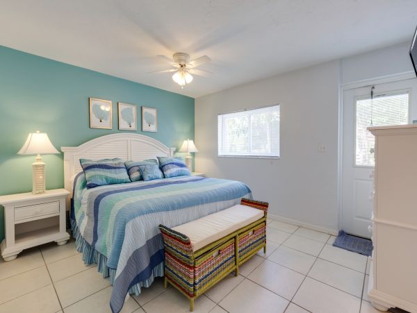 Fort Myers Home 907536