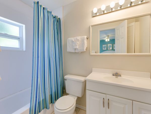Fort Myers Home 907536