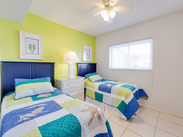 Fort Myers Home 907536