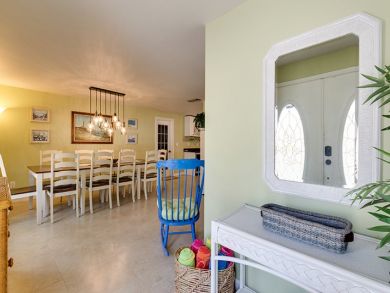 Fort Myers Home 907539