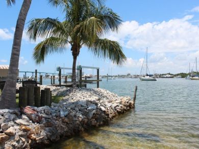 Fort Myers Home 907555 Fort Myers Home 907555