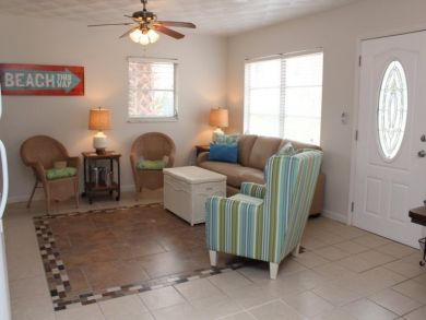 Fort Myers Home 907555 Fort Myers Home 907555