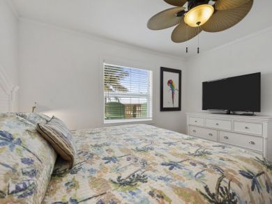 Fort Myers Four Bedrom Vacation Home Sleeps Ten Guests.