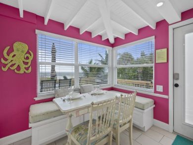 Fort Myers Four Bedrom Vacation Home Sleeps Ten Guests.