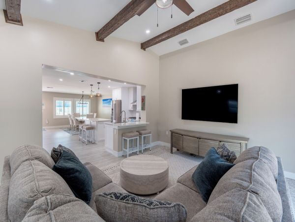 Luxury Vacation Rental with Private Pool & Hot Tub in Fort Myers