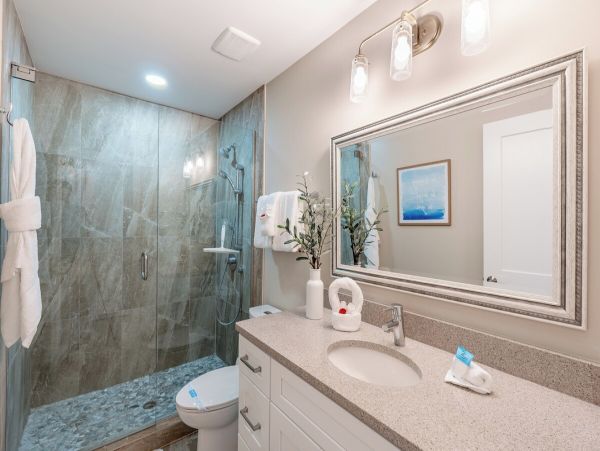 Luxury Vacation Rental with Private Pool & Hot Tub in Fort Myers