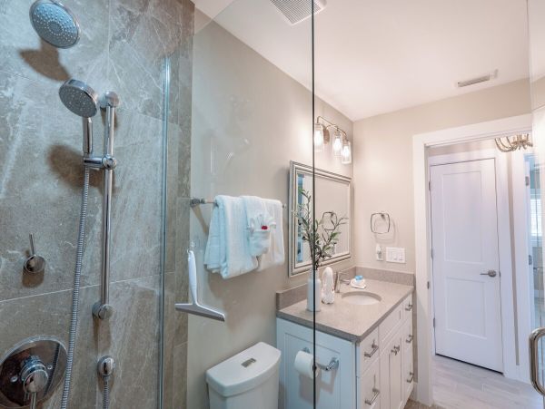 Luxury Vacation Rental with Private Pool & Hot Tub in Fort Myers