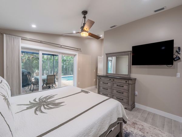 Luxury Vacation Rental with Private Pool & Hot Tub in Fort Myers