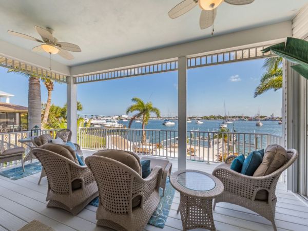 Luxury Fort Myers Bay Front Vacation Pool Home Sleeps 8