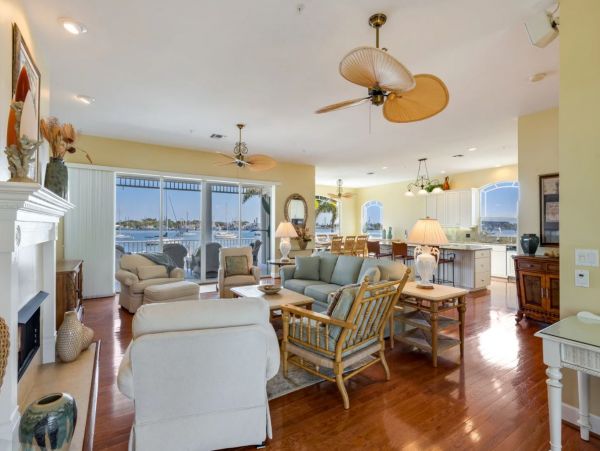 Luxury Fort Myers Bay Front Vacation Pool Home Sleeps 8