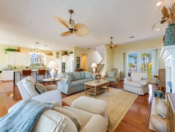 Luxury Fort Myers Bay Front Vacation Pool Home Sleeps 8