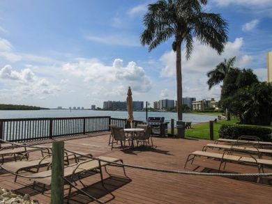 Fort Myers Condo 907572