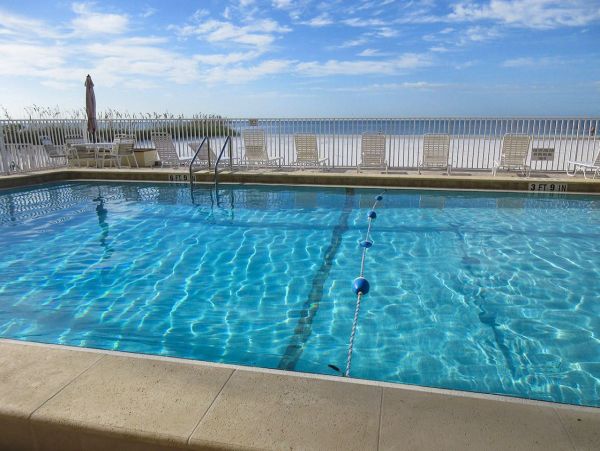 Beachfront Fort Myers Beach Condo Rental - Gulf-Front 2-Bedroom Vacation Condo