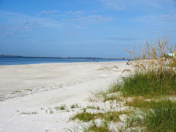 Beachfront Fort Myers Beach Condo Rental - Gulf-Front 2-Bedroom Vacation Condo