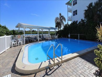 Indian Shores Luxury 2 Bedroom Vacation Condo Close to Beach Indian Shores Luxury 2 Bedroom Vacation Condo Close to Beach