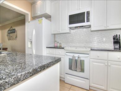 Indian Shores Luxury 2 Bedroom Vacation Condo Close to Beach Indian Shores Luxury 2 Bedroom Vacation Condo Close to Beach