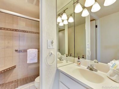 One Bedroom Beach Vacation Condo  Pacific Views Walk Out