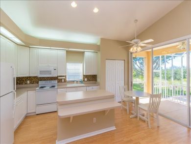 Anna Maria Island Holmes Beach Home 907601