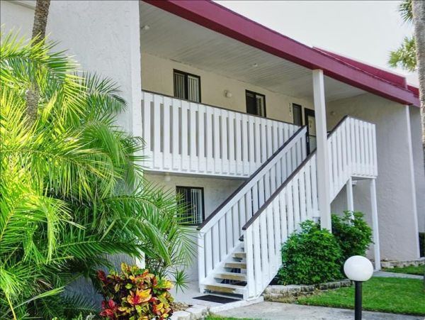 Discover Your Dream Island Retreat at Anna Maria Island