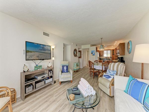 Discover Your Dream Island Retreat at Anna Maria Island
