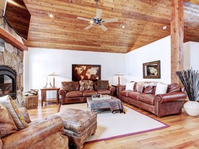 Stunning Breckenridge Ski Lodge - additional view, photo 2