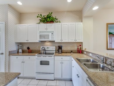 Naples Home 907640