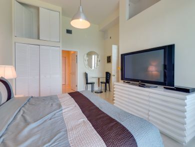 Miami Beach Condo 907650