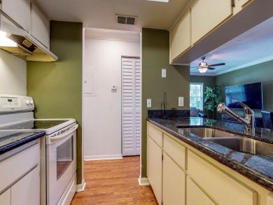 Tampa Condo 907661