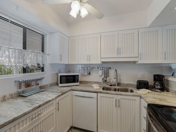 Bradenton Beach Vacation Condo One Bedroom