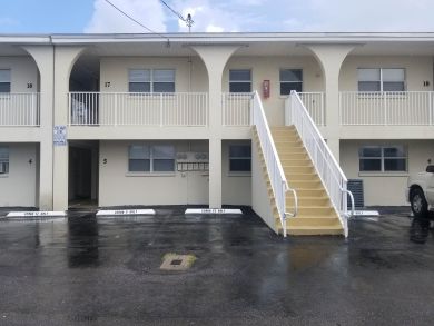 Cocoa Beach Condo 907678