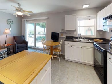 Cocoa Beach Condo 907678