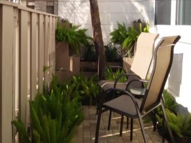 Bayside ground floor unit 200' to beach Bayside ground floor unit 200' to beach