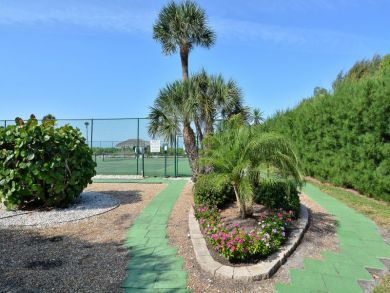 Bayside ground floor unit 200' to beach Bayside ground floor unit 200' to beach