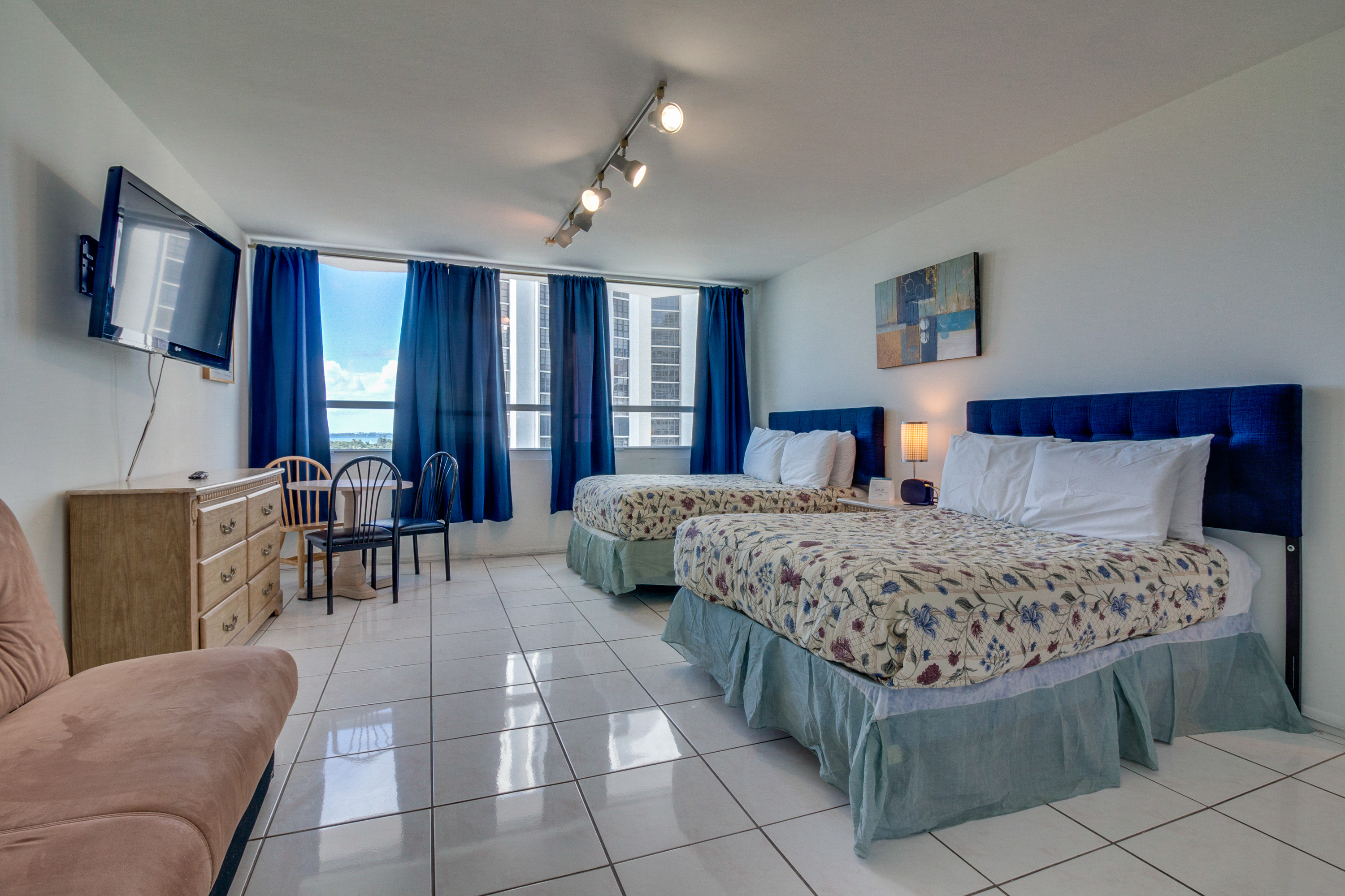 Miami Beach Condo 907688