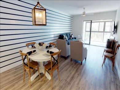 Remodeled Two Bedroom Vacation Condo Beach Views Anna Maria.