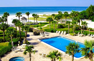 Two Bedroom Two Bathroom Gulf-side Villa Short Walk to Beach