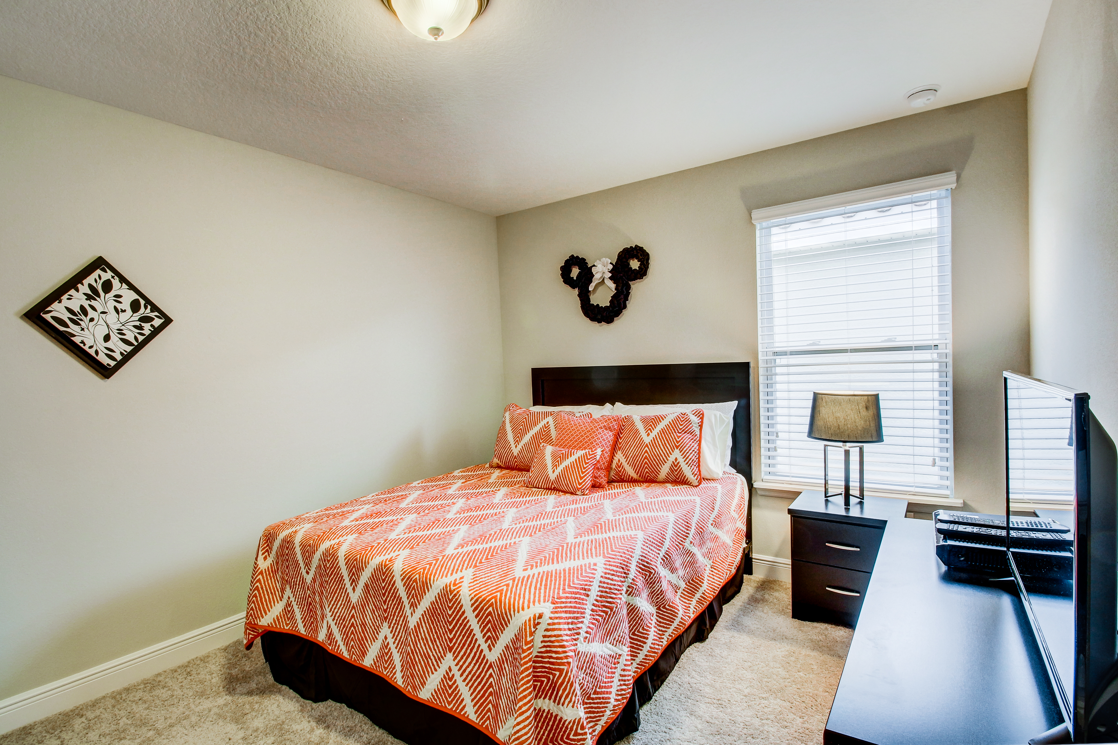 Orlando Home 907711 Orlando Home 907711