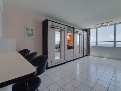 Miami Beach Condo 907723