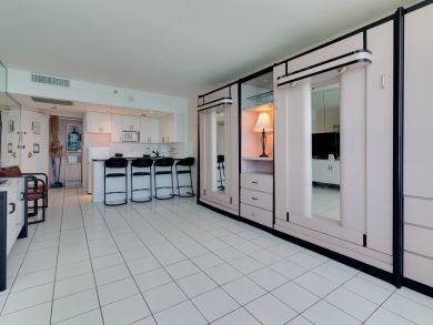 Miami Beach Condo 907723