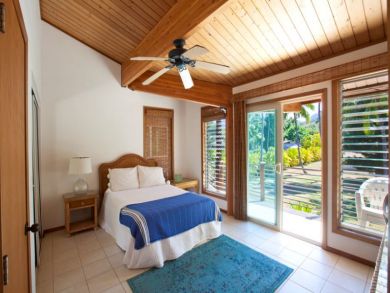 Luxury Five Bedroom Beach Vacation Villa Full Ocean View