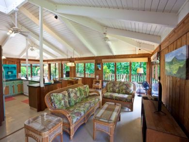 Luxury Five Bedroom Beach Vacation Villa Full Ocean View