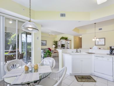 Naples Condo 907732