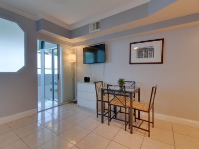 Miami Beach Condo 907743